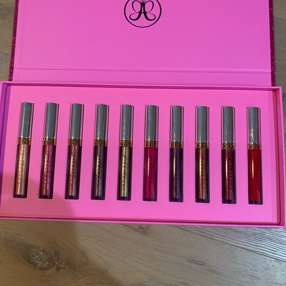 Anastasia liquid lipstick holiday set! BNIB